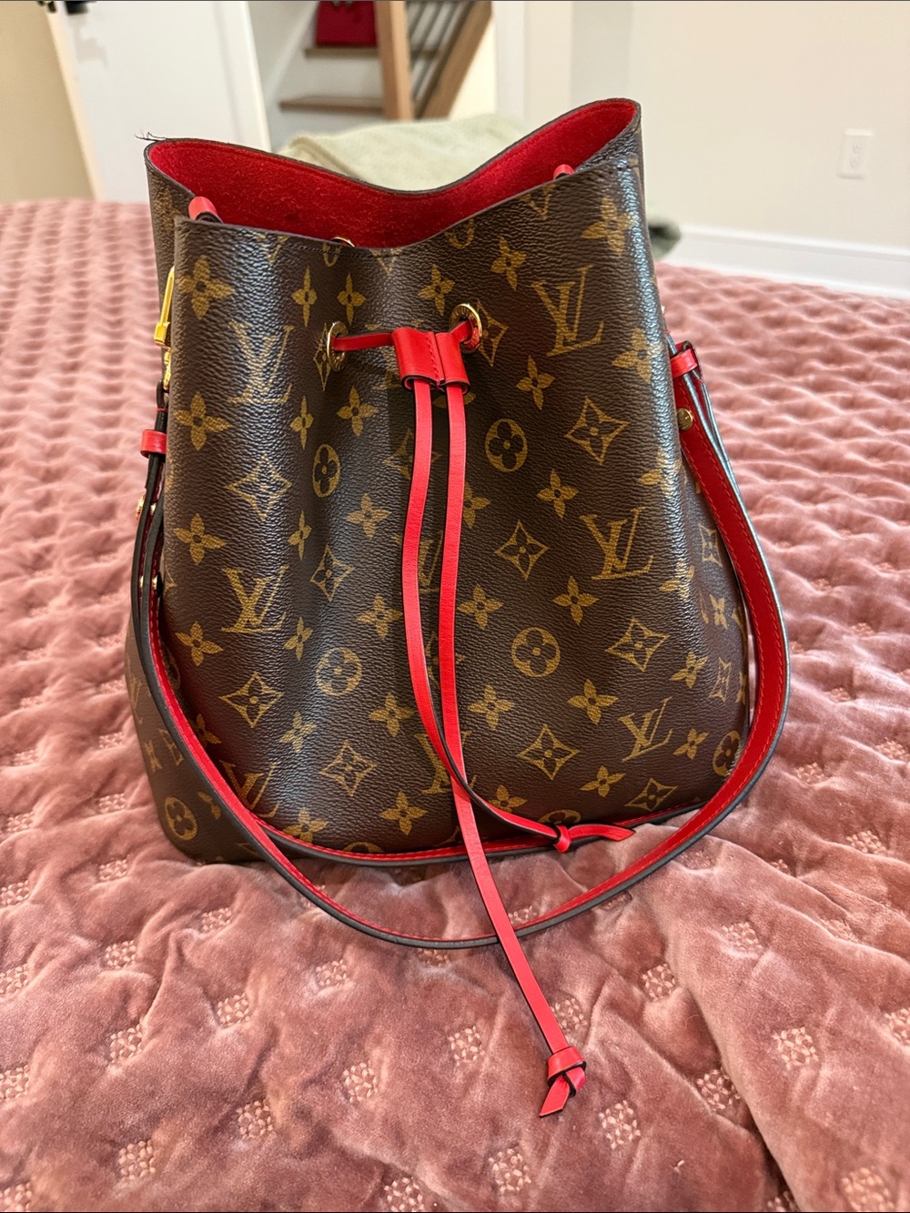 Louis Vuitton Monogram Neo Bucket Bag - Brown with Red Trim